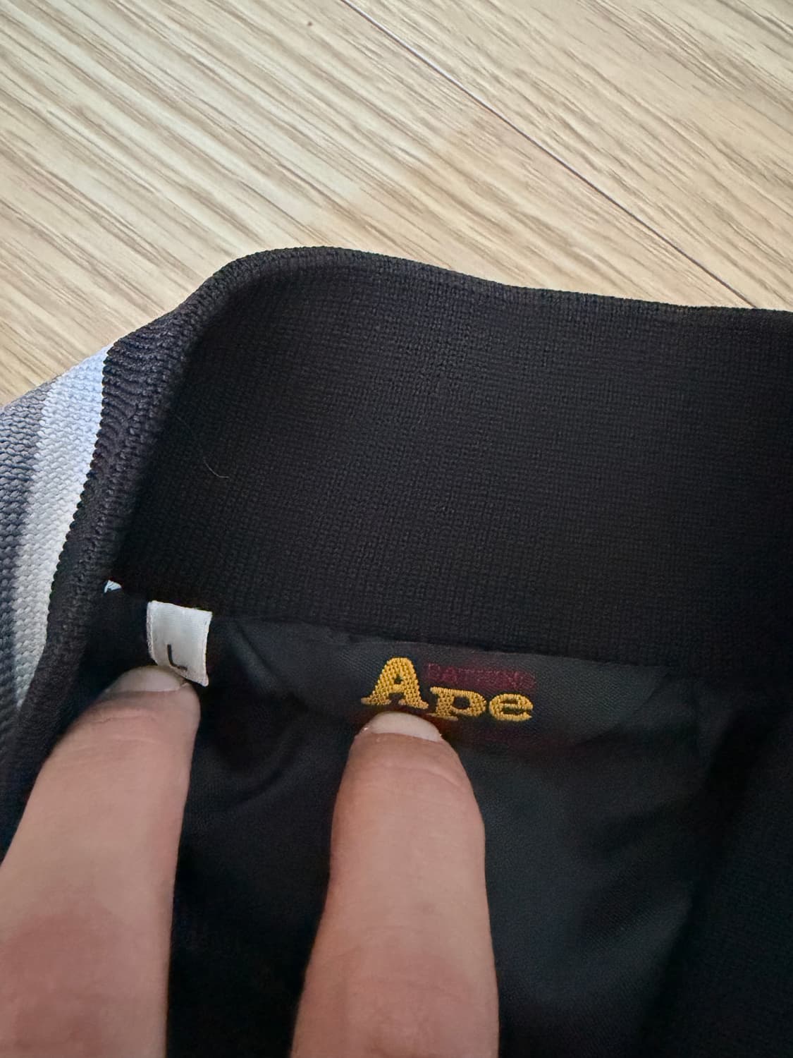 베이프 2001s OG 사루 바시티자켓 상품이미지3