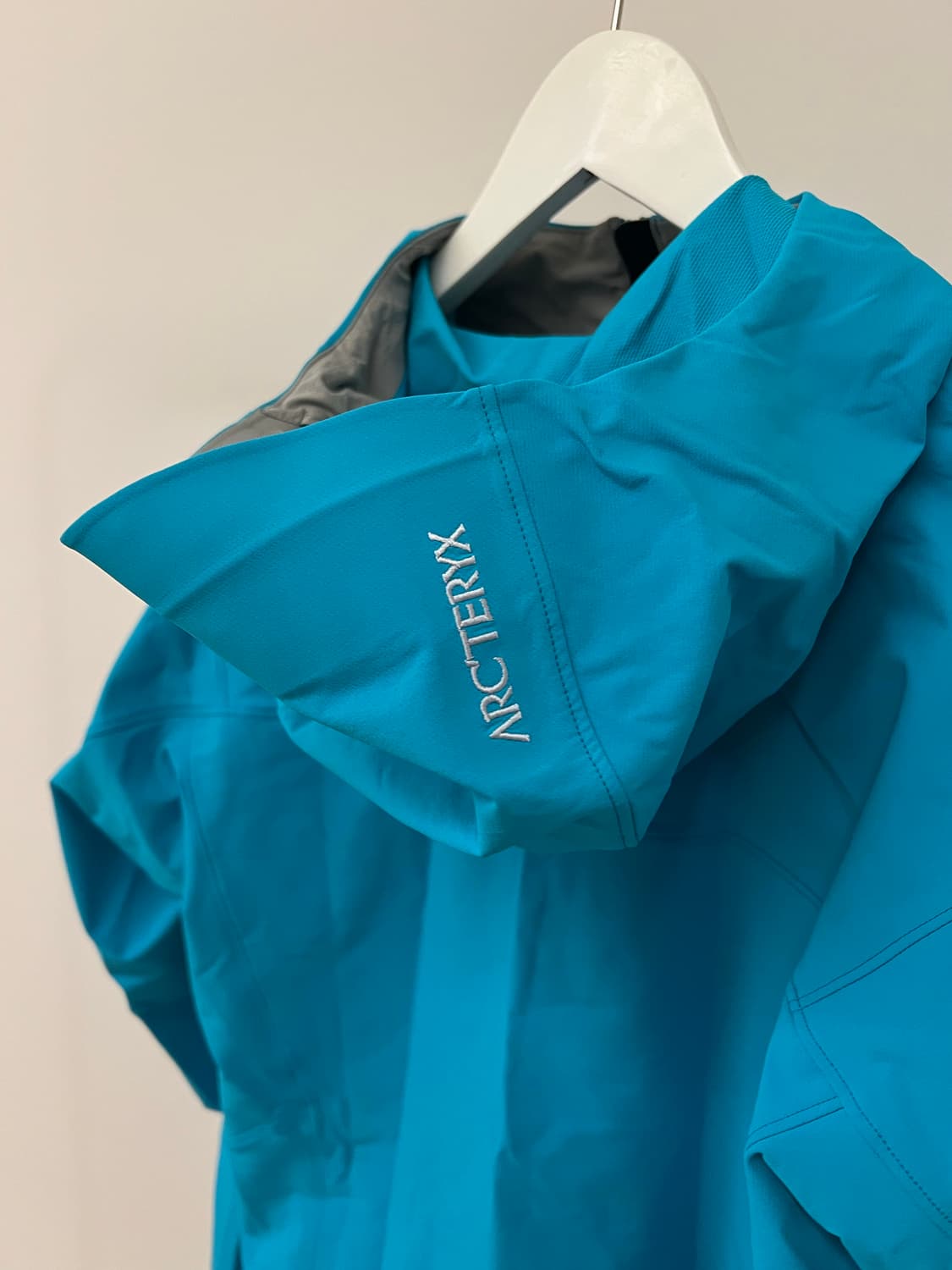 아크테릭스 감마후디 상품이미지5