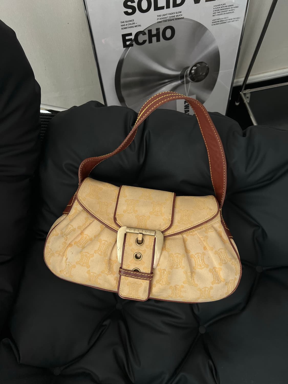 셀린느 마카담 Y2K 버클 숄더백 상품이미지2