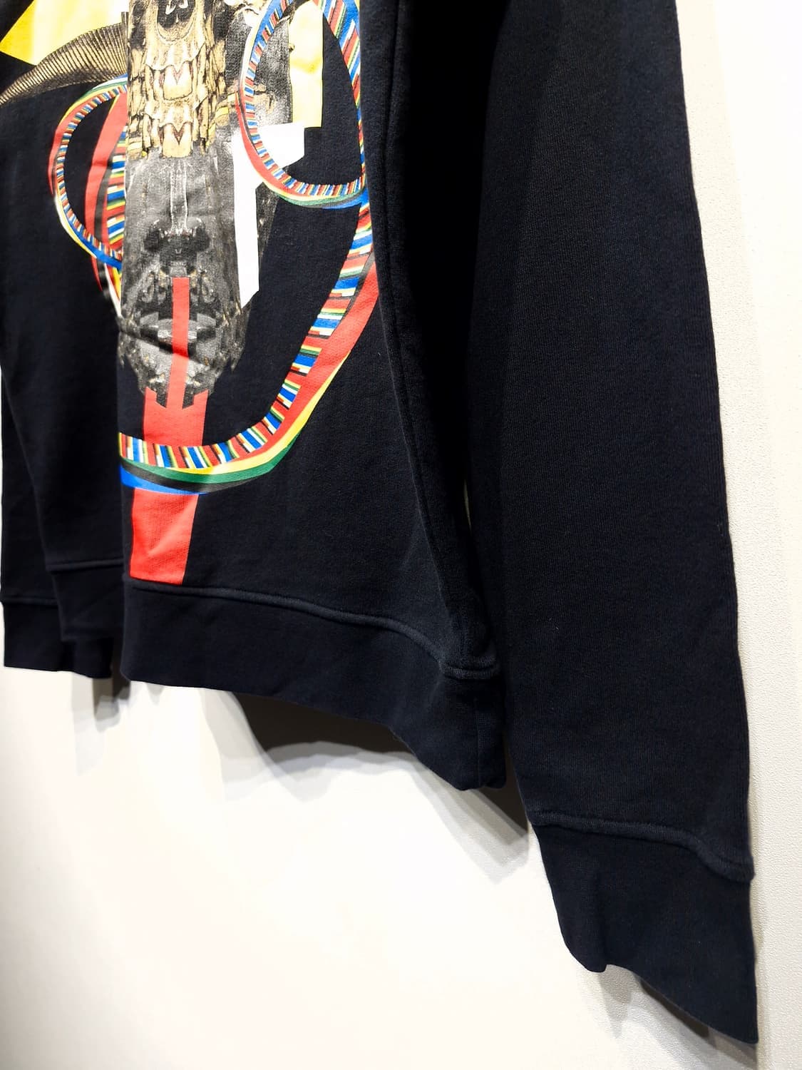 MARCELO BURLON 마르셀로 불론 스컬 프린팅 맨투맨 상품이미지5