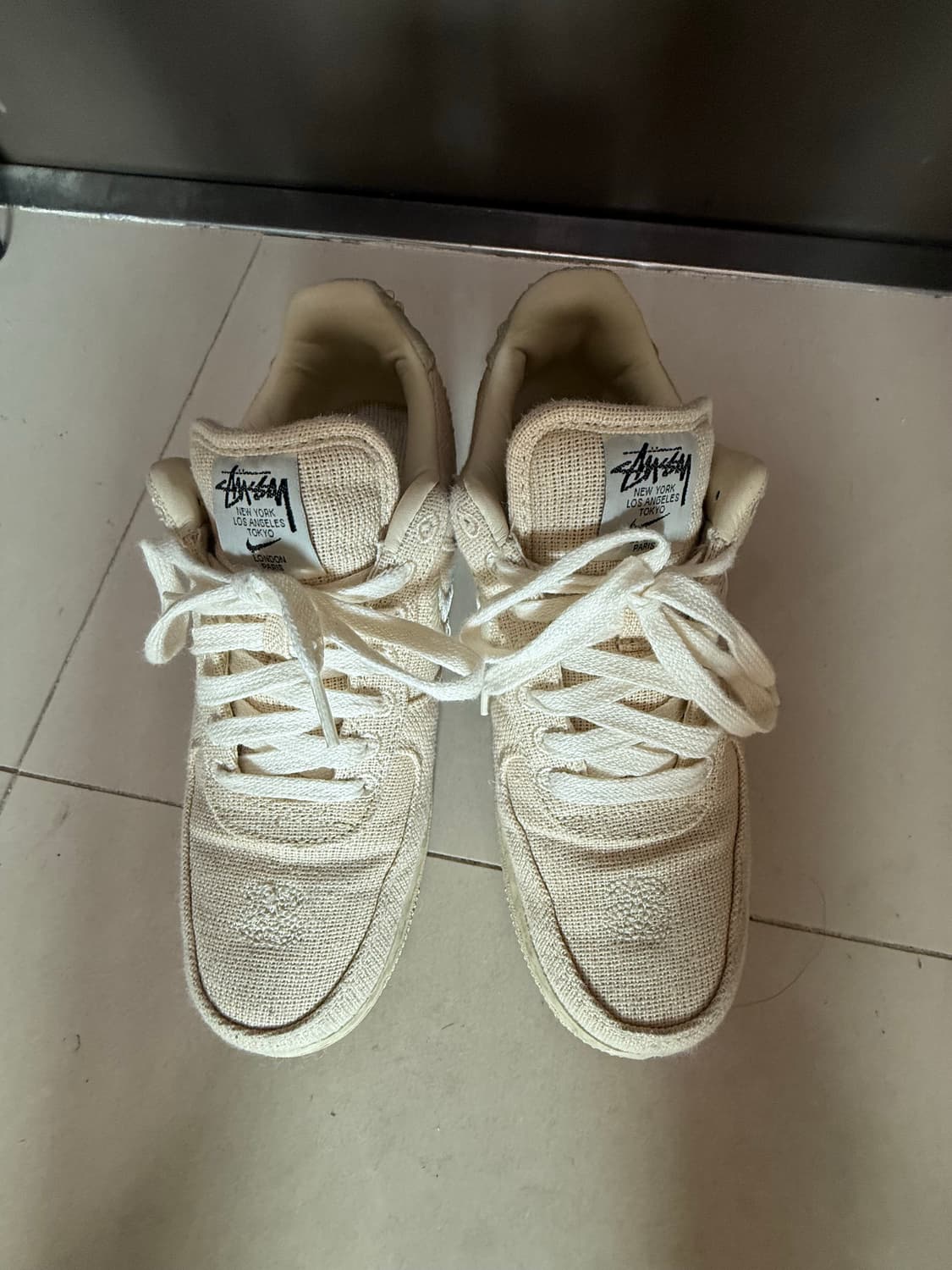 나이키x스투시 에어포스 1 로우 파슬 265~270 상품이미지3