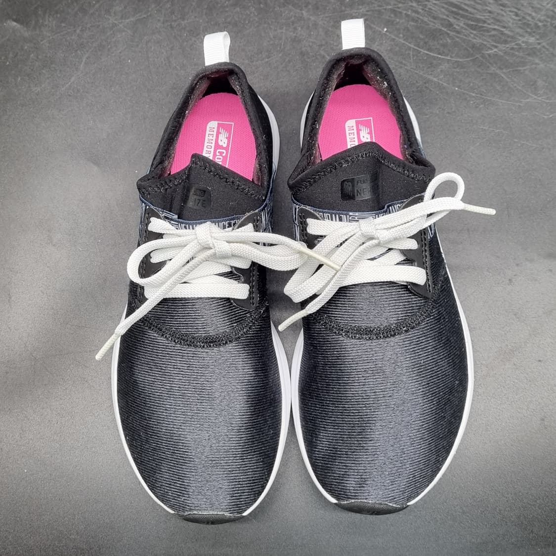 뉴발란스 퓨얼코어 운동화225 상품이미지2