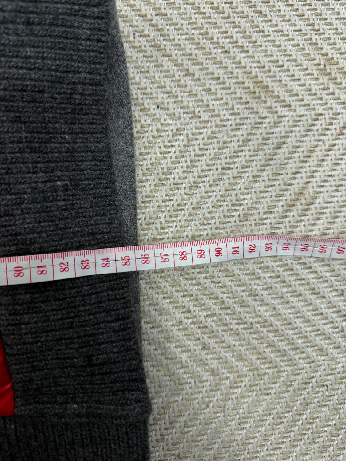 정품) O2ND 오즈세컨 한섬 레드 패딩 니트 덕다운 패딩 44 상품이미지9