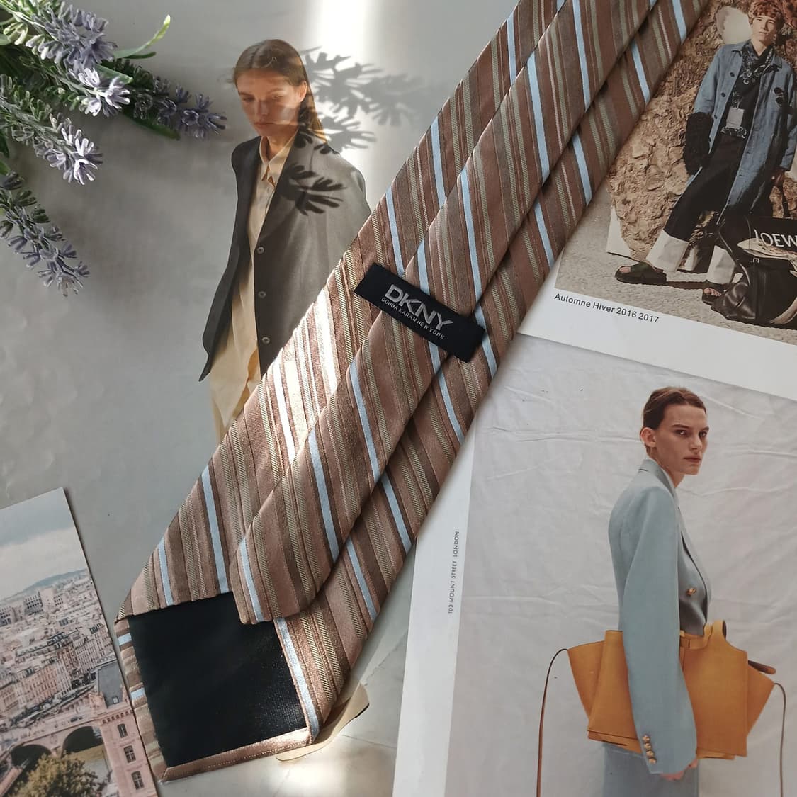 DKNY 실크 브라운 스트라이프 넥타이 9.2cm A+등급 A19019
 상품이미지4