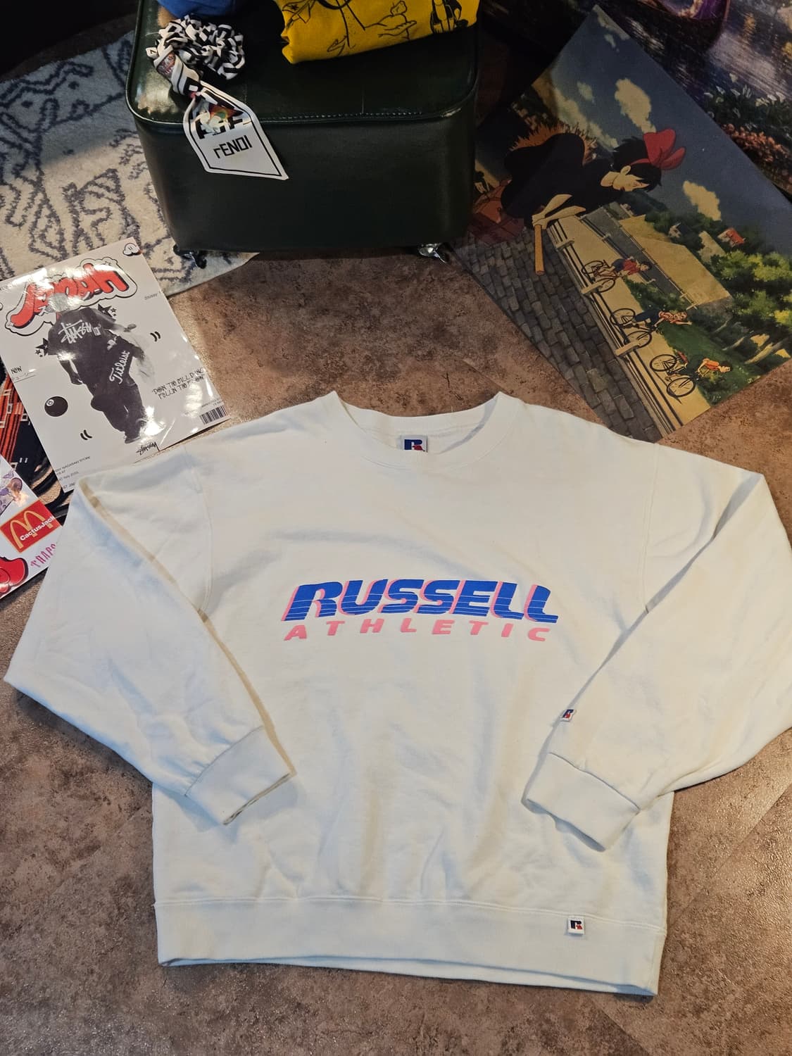 러셀 애슬레틱 RUSSELL ATHLETIC 맨투맨 (오프화이트)
mad 상품이미지2