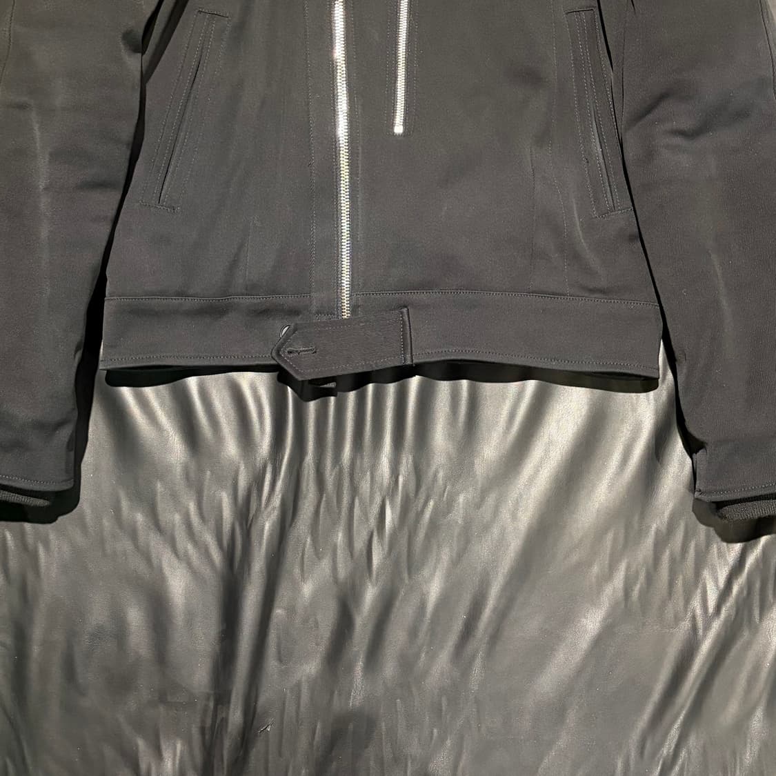 산드로 블랙 퍼 후드 패딩 상품이미지5