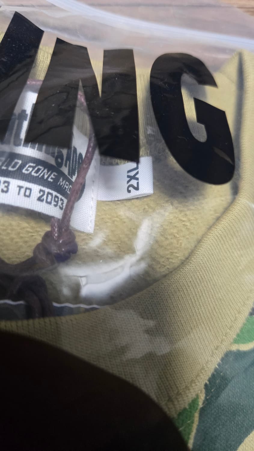 베이프 퍼스트카모 맨투맨  상품이미지3