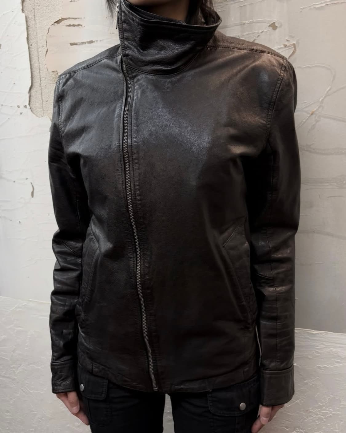 릭오웬스맛) 하이넥 사선 레더 자켓 상품이미지2