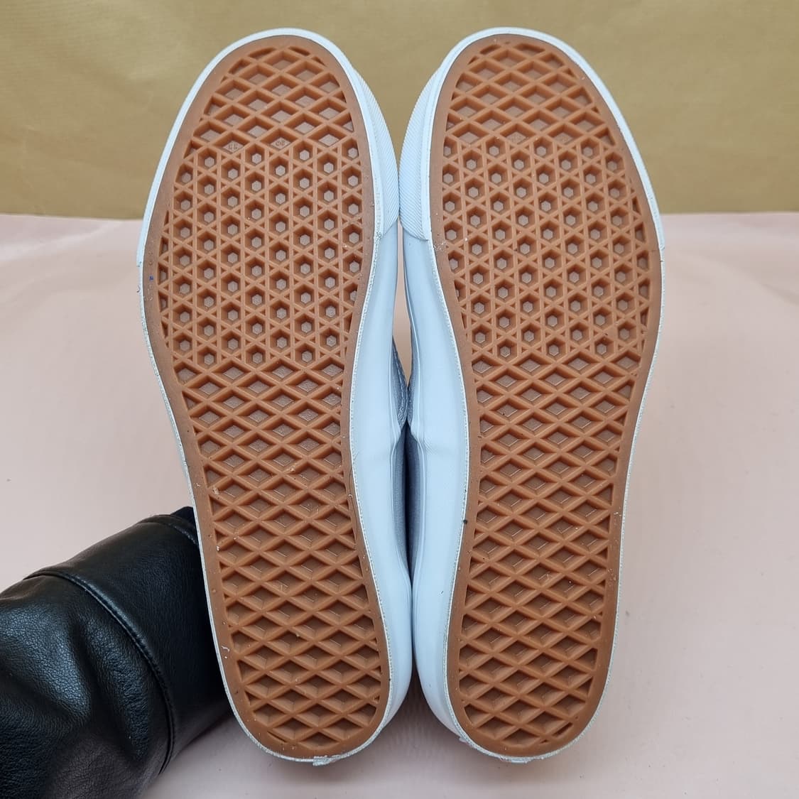 반스 볼트OG 딥 다이 블랙 스니커즈 270 상품이미지3