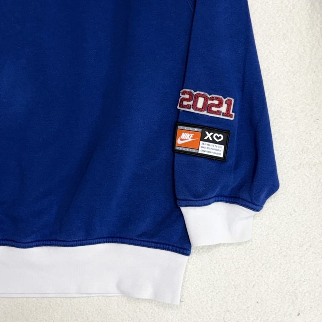 NIKE 스우시 에센셜 오버핏 크루넷 맨투맨 S 상품이미지2