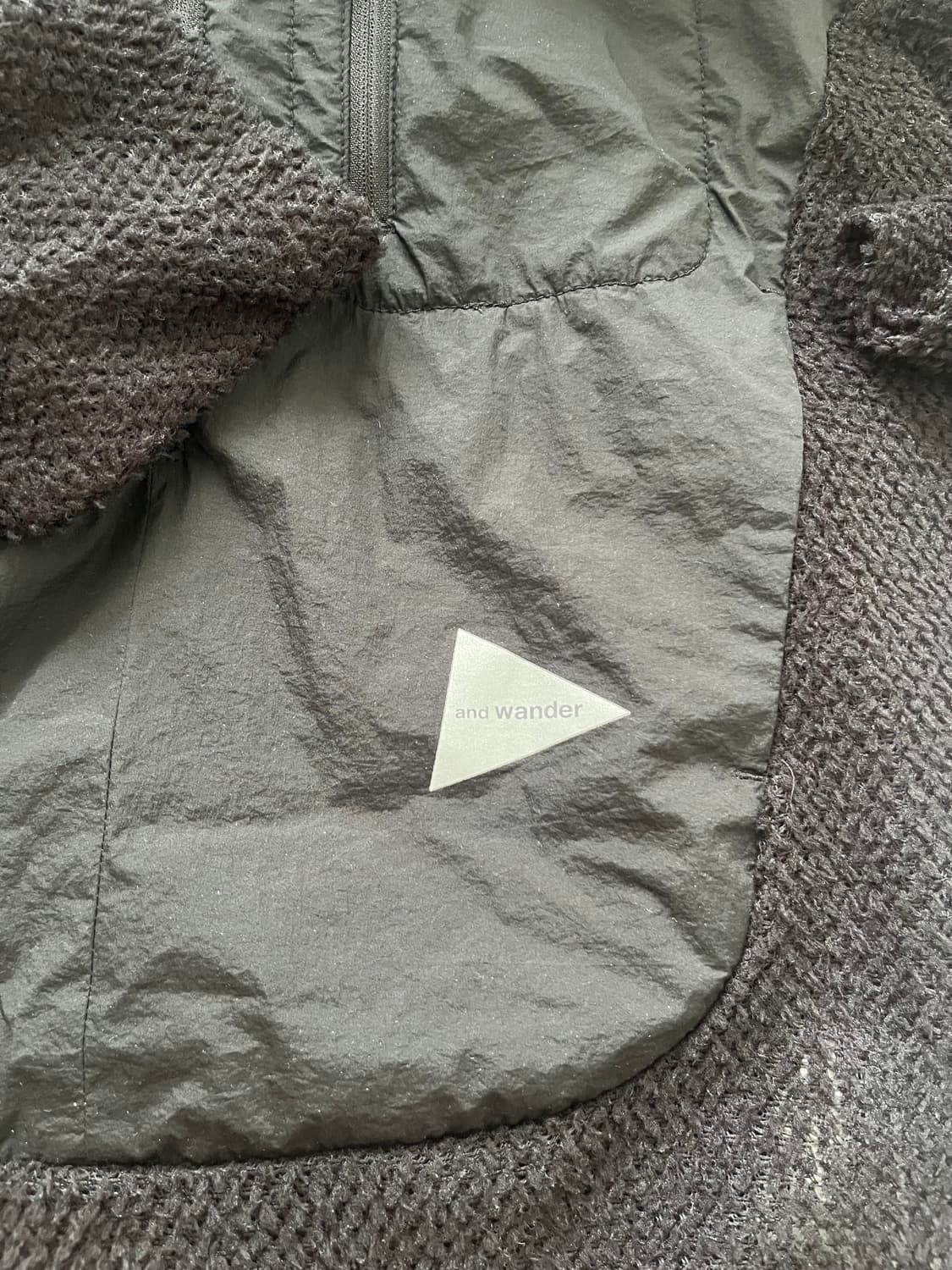 And Wander alpha direct hoodie 상품이미지5