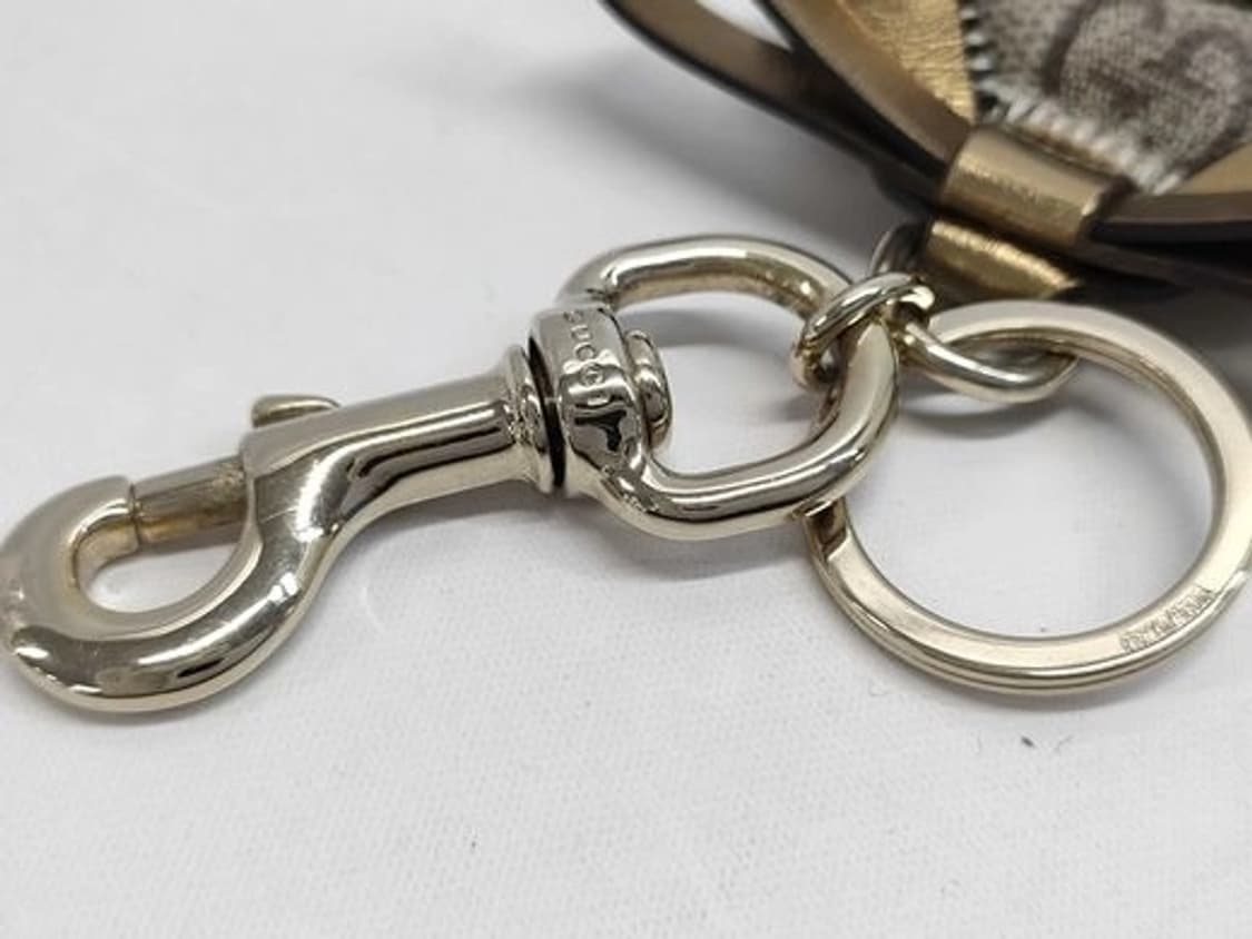 복원 예정] 구찌(GUCCI) 퍼그 가죽 키링 '올리버' 상품이미지5