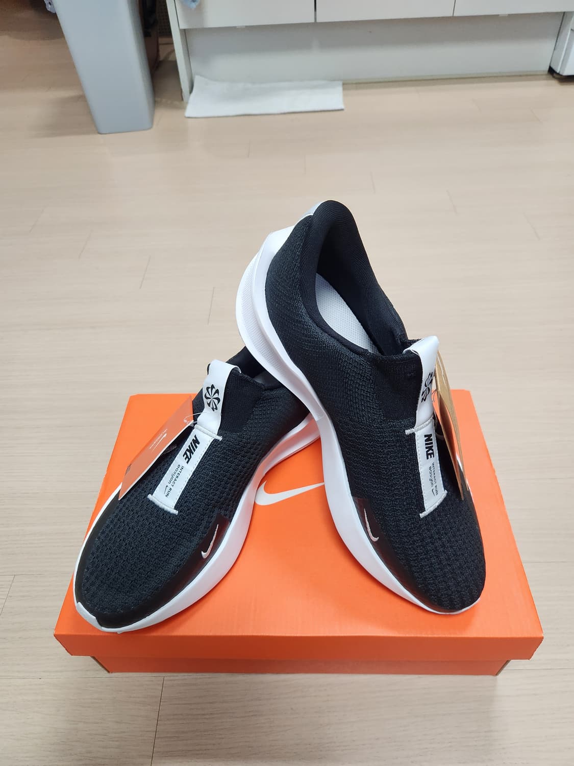 나이키 인터랙트 런 이지온 270 새제품 상품이미지1