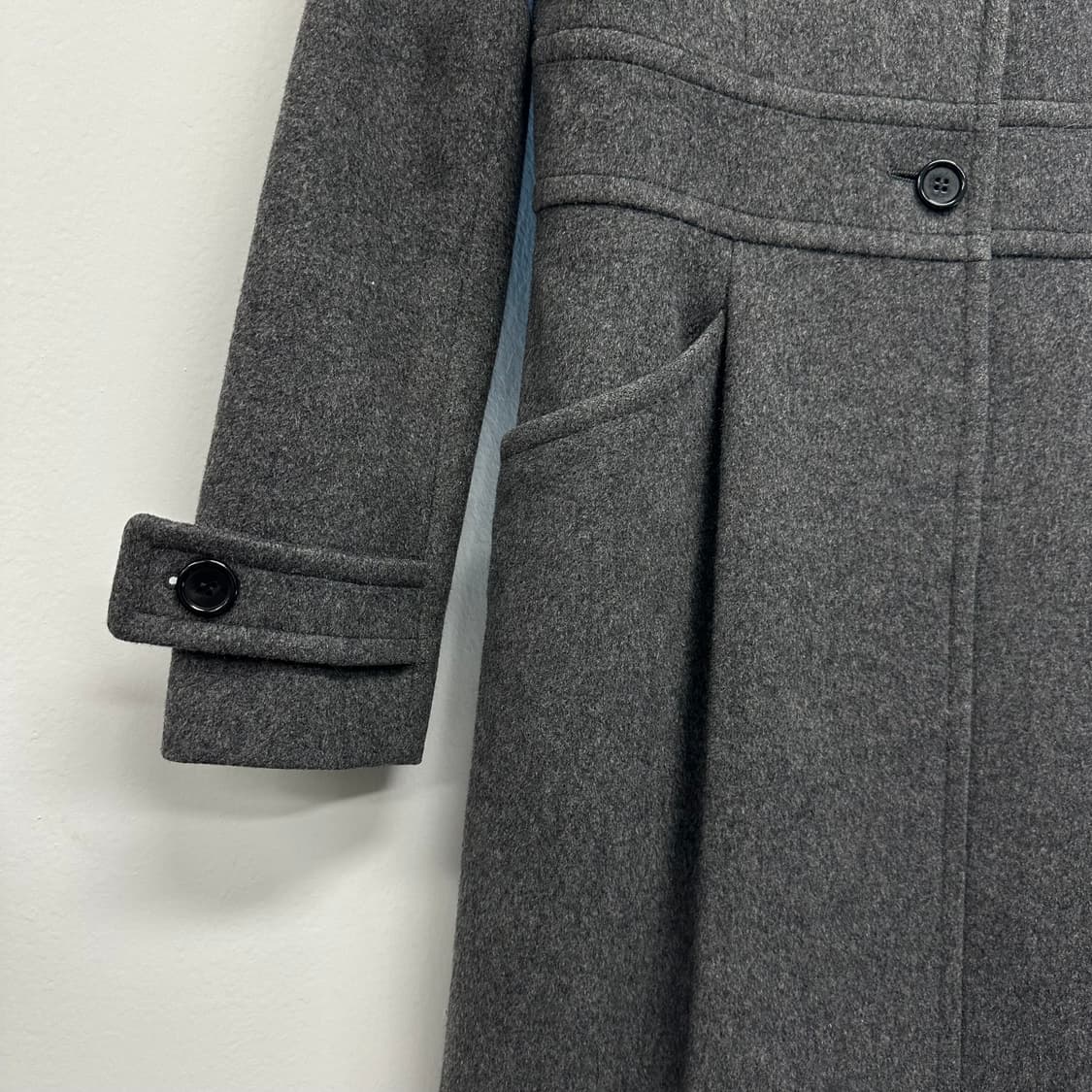 폴스미스 핀턱 디테일 울 코트 상품이미지4