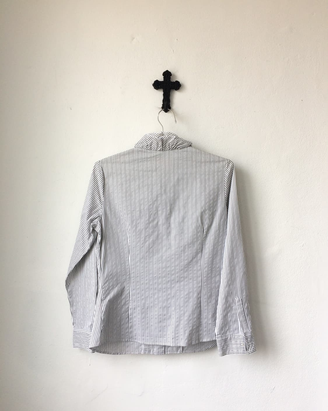 Ruffle stripe pattern shirt 상품이미지3