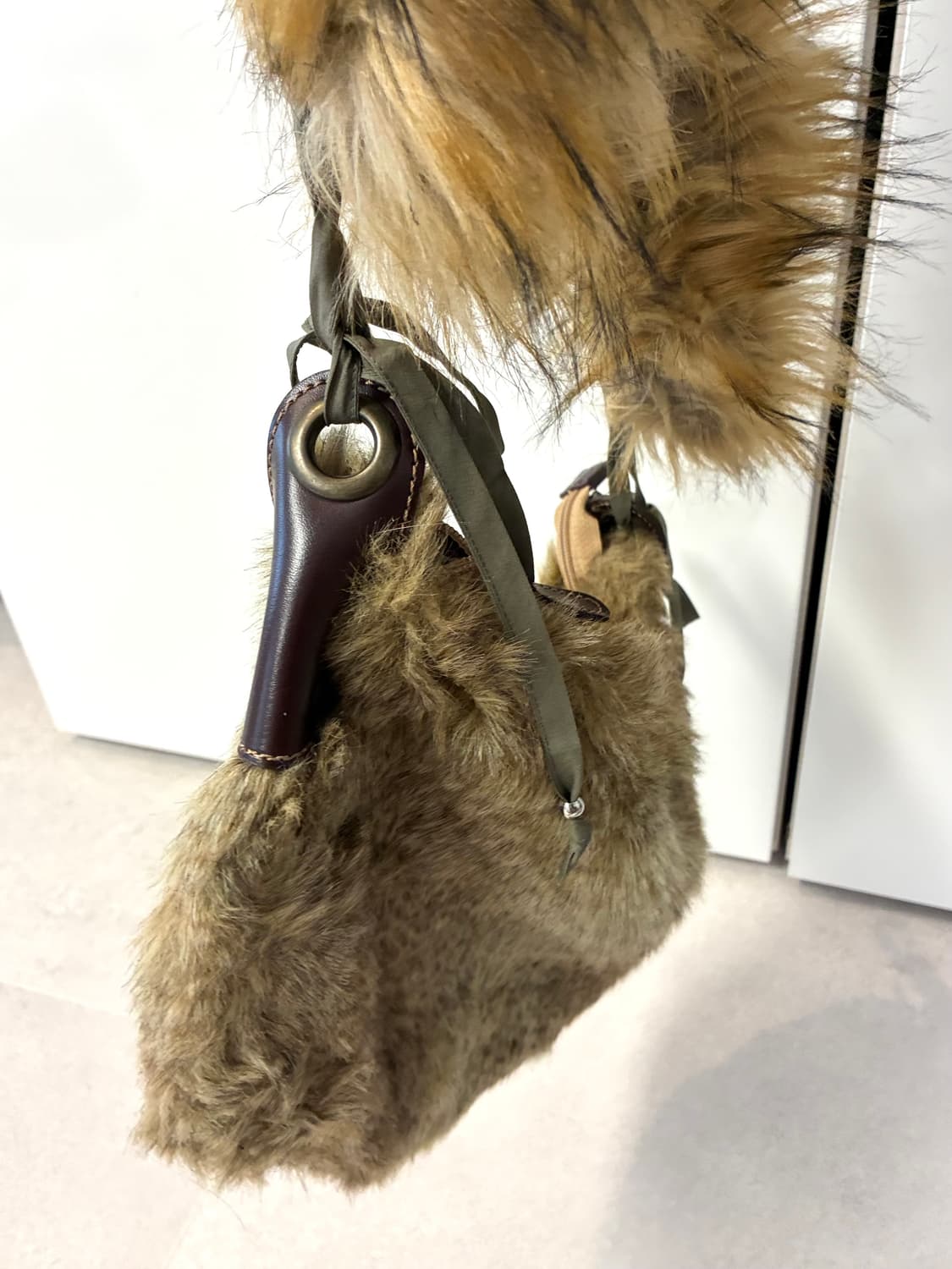 퍼 크로스백 상품이미지7