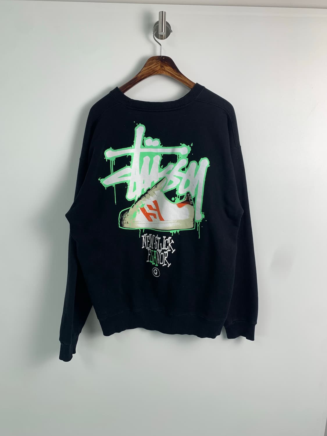 스투시 90s 빅로고 블랙 맨투맨 상품이미지4