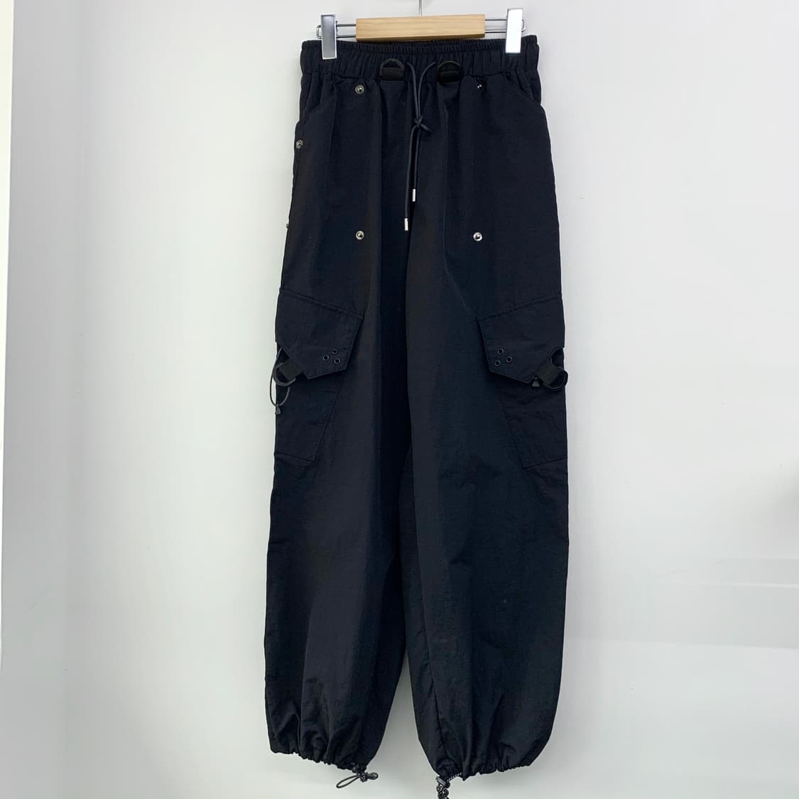 드네이지 유틸리티 더블 포켓 나일론 우븐 조거 팬츠 상품이미지5