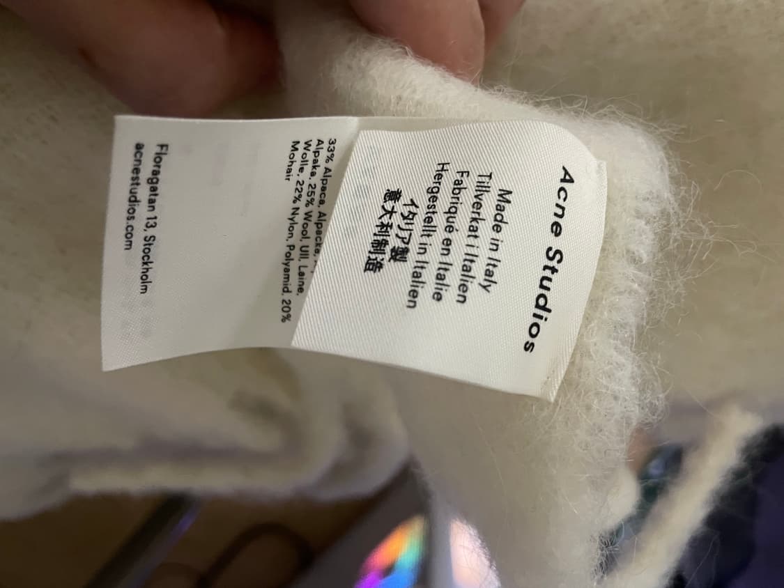 아크네 스튜디오 목도리 머플러 흰ㅡ그레이 그라데이션 상품이미지2