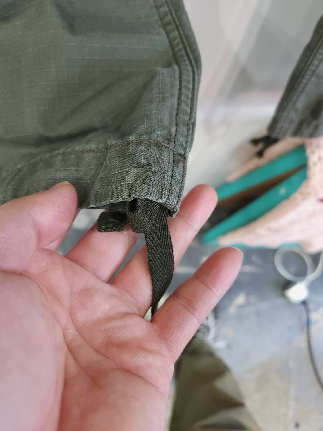 칼하트 wip 립스탑 카키 카고팬츠

 상품이미지3