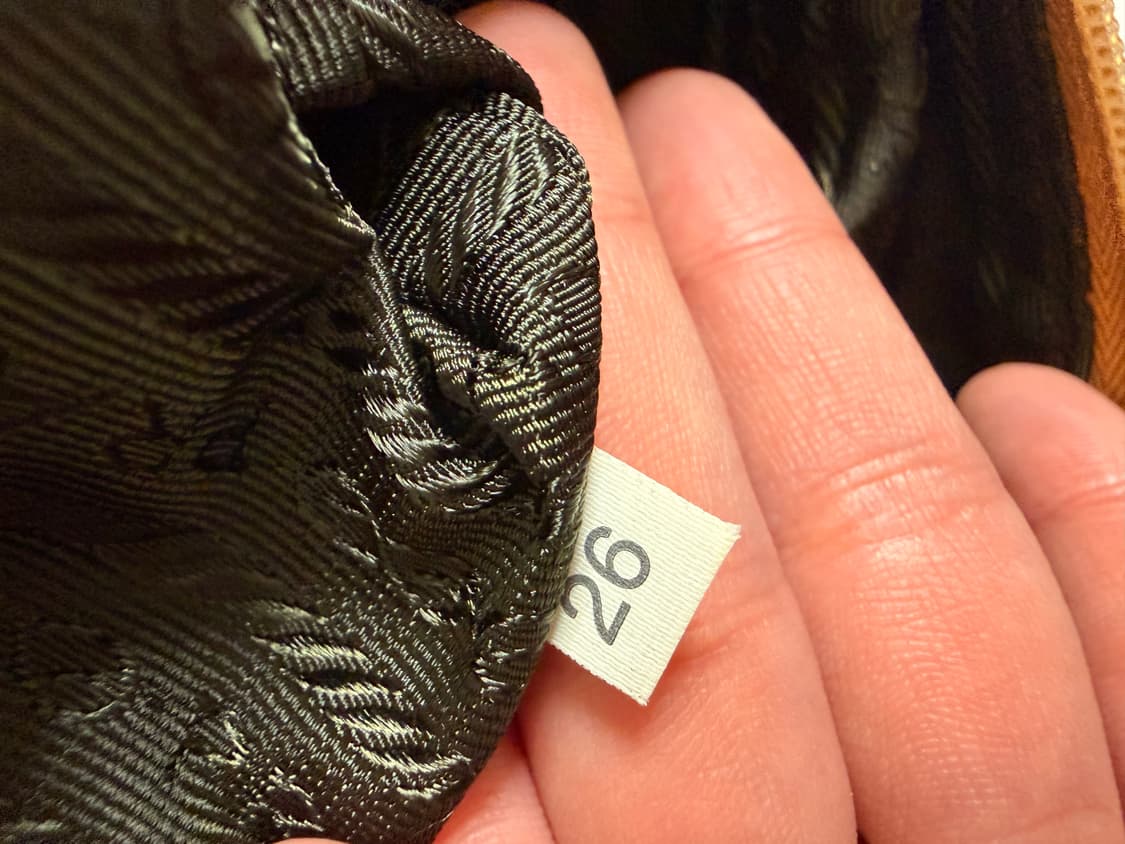 정품 프라다 포코노 숄더백 상품이미지8