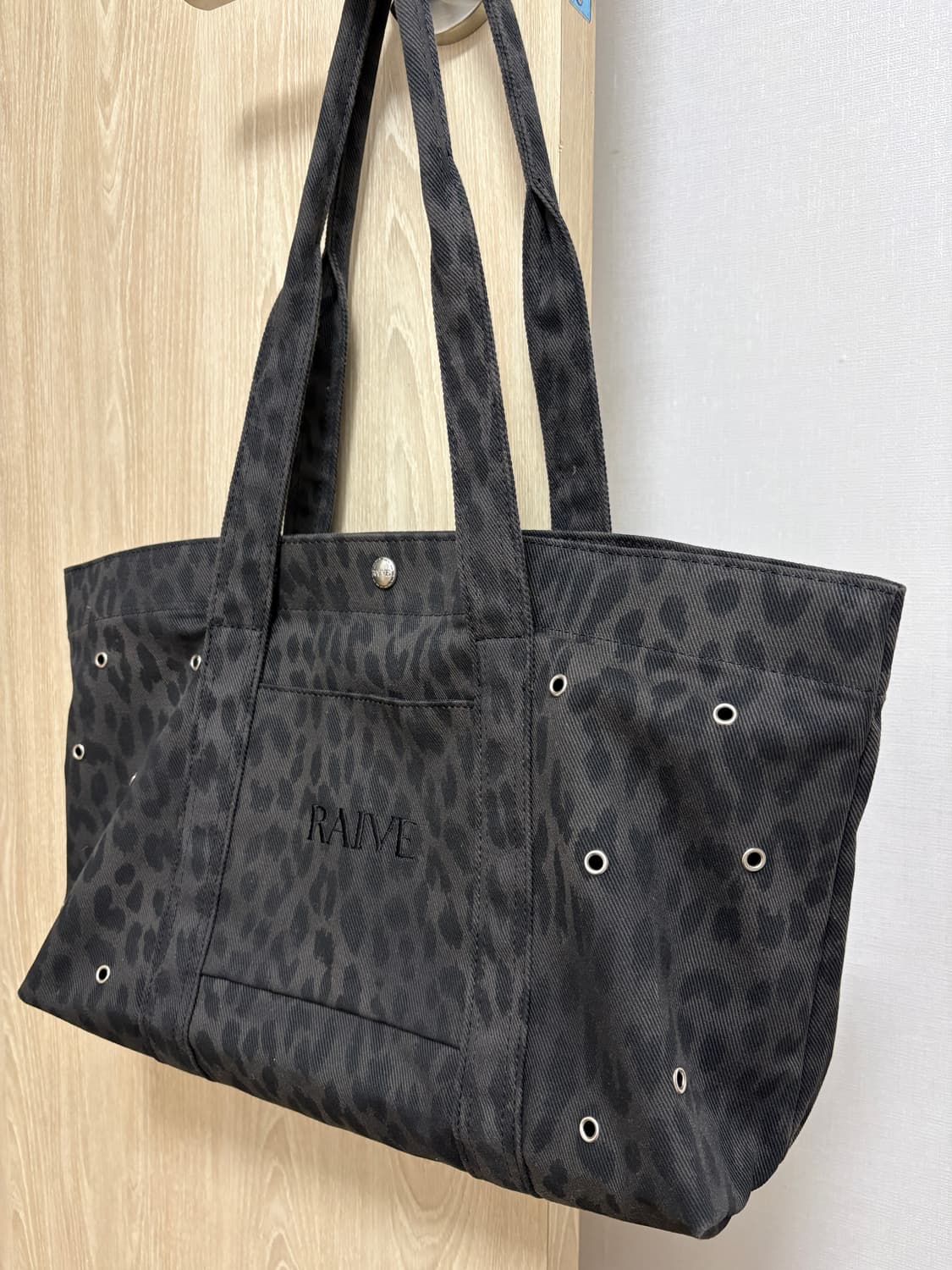 Raive 레이브 레오 숄더 (실착1회) 상품이미지3