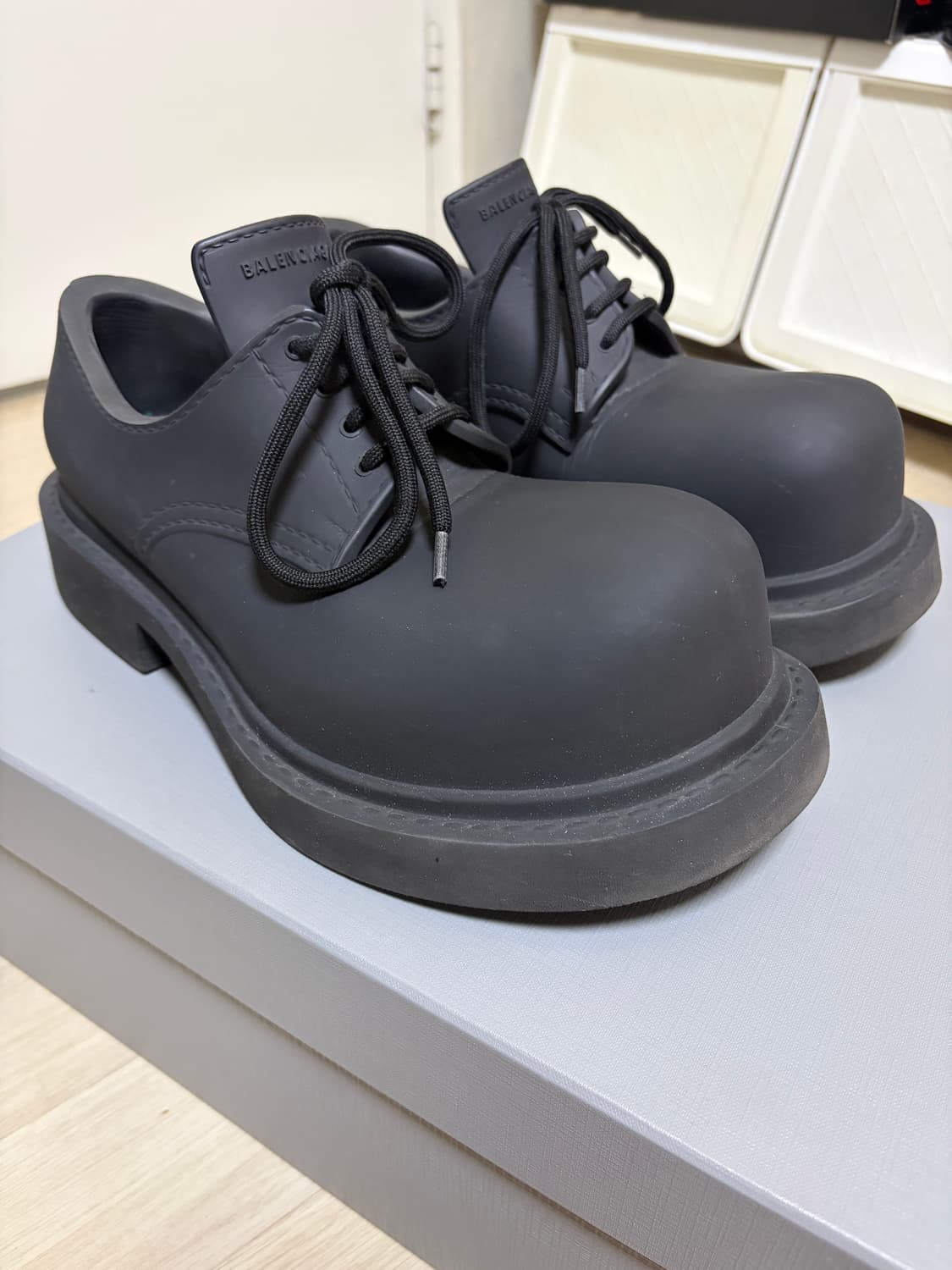 발렌시아가 스테로이드 더비 40 상품이미지1