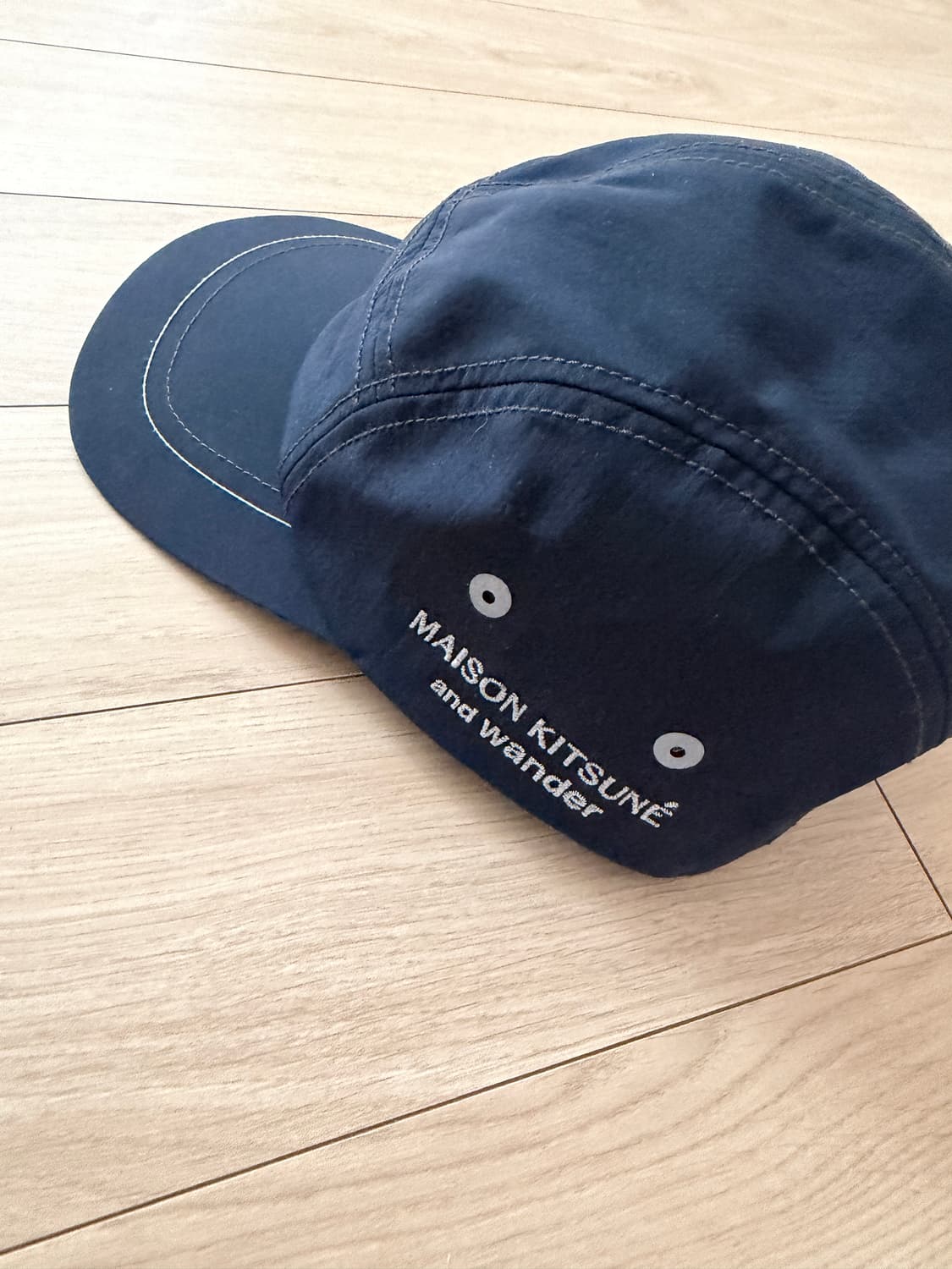 메종키츠네 앤드원더 콜라보 볼캡 네이비 상품이미지2