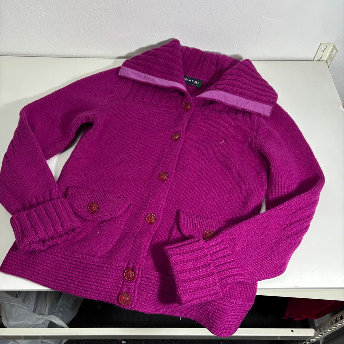 우먼M 빈폴 자주 기본로고 와이드카라넥 울 가디건 상품이미지2