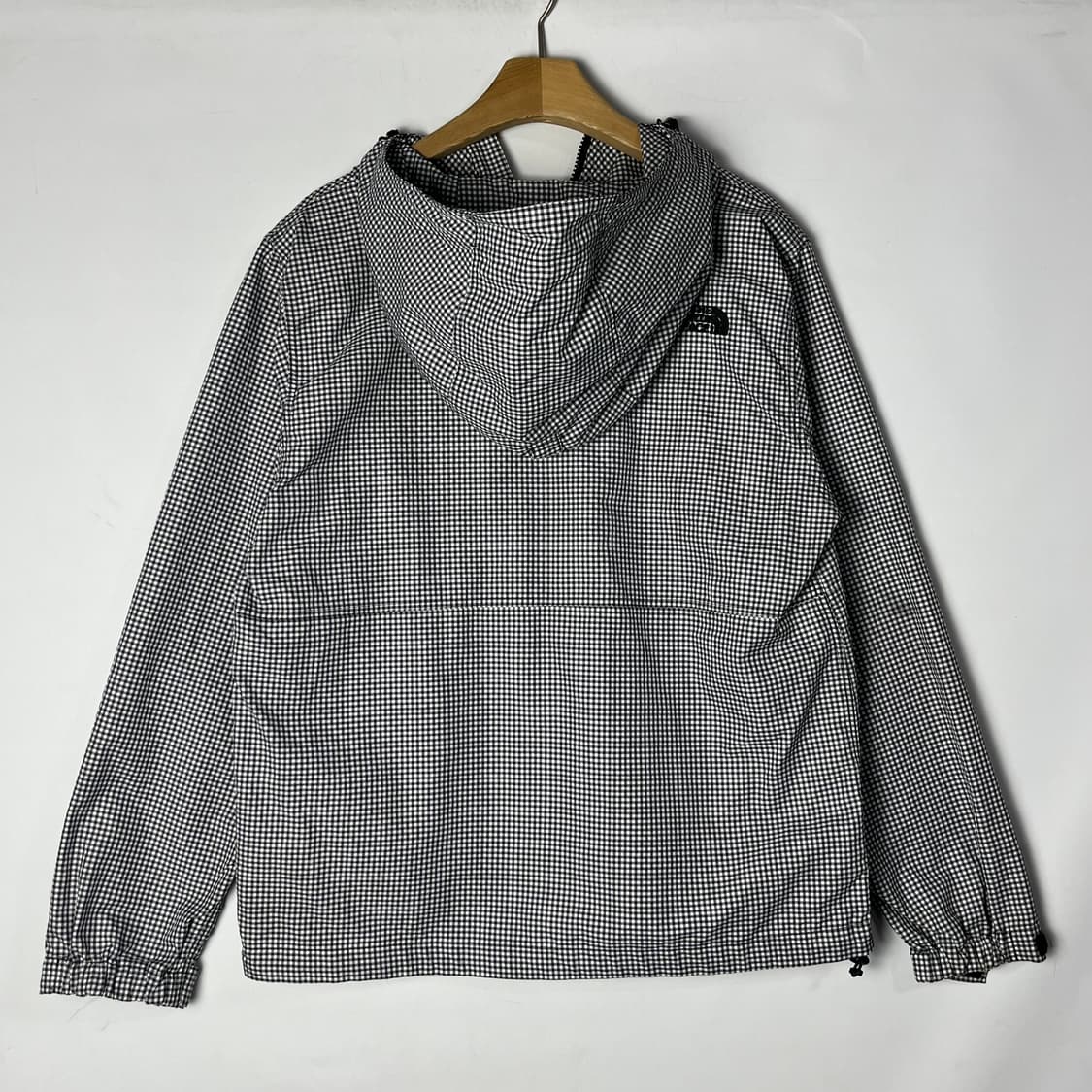 [The North Face] 노스페이스 깅엄체크 후드 바람막이 자켓 상품이미지2