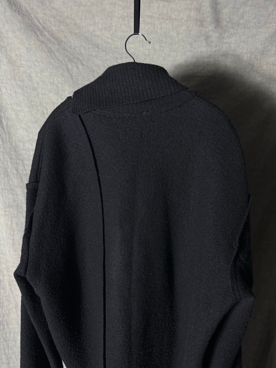 BED j.w. FORD Distressed High Neck Knit 상품이미지8