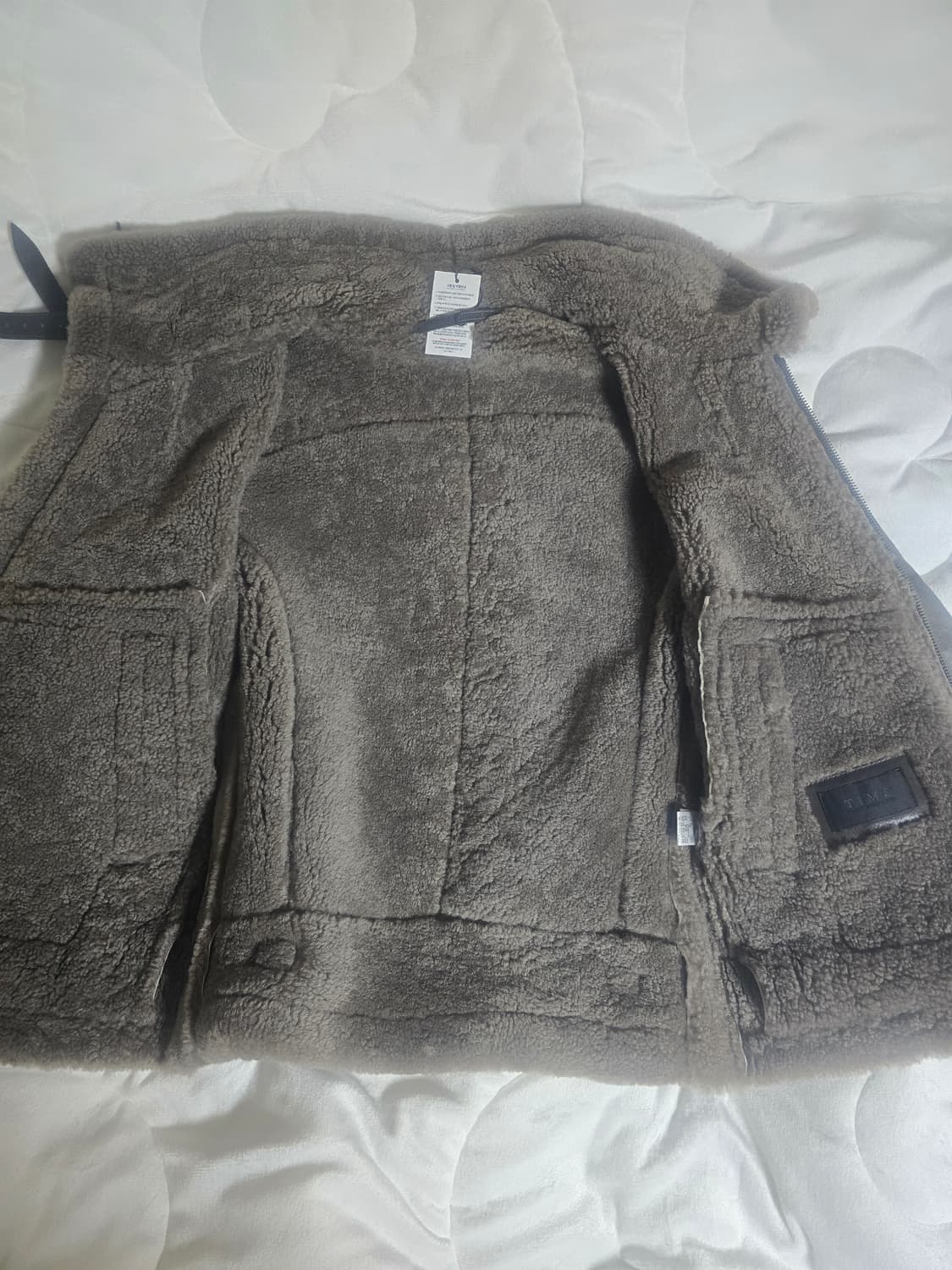 타임옴므 천연 양가죽 양털 무스탕 100사이즈 (정가 350만원대) 상품이미지5