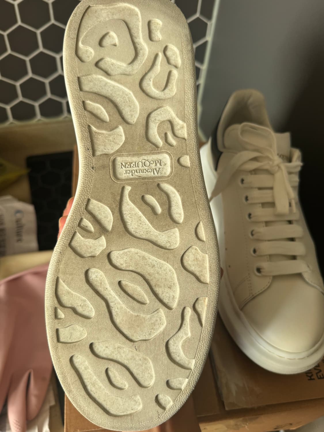 알렉산더맥퀸 오버솔 42 상품이미지5