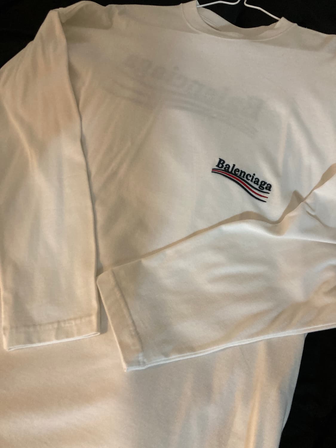 발렌시아가 기본 화이트 폴리티컬 롱슬리브 긴팔티셔츠 상품이미지2