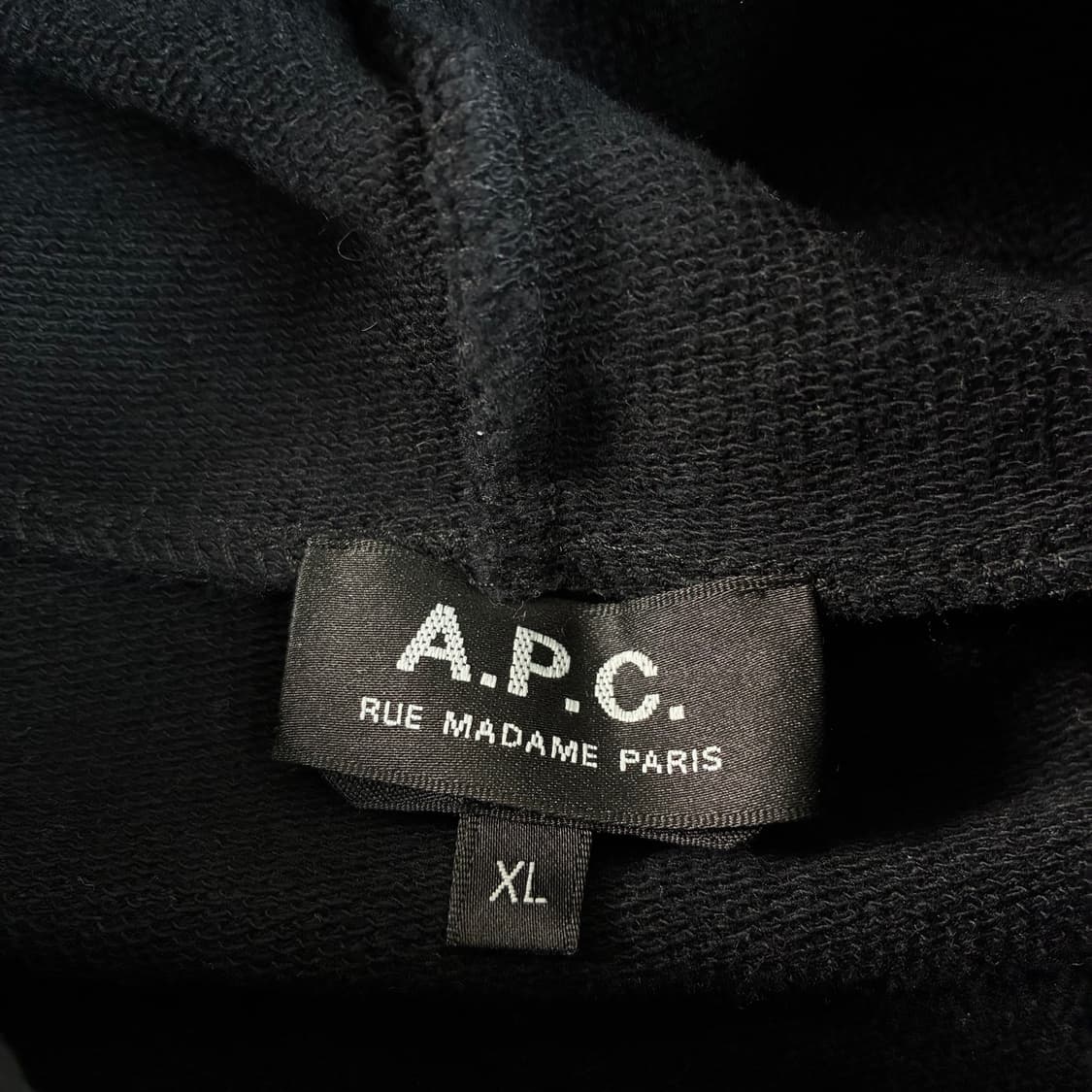 A.P.C  아페쎄 스몰로고 코튼 블랙 후드티  상품이미지4