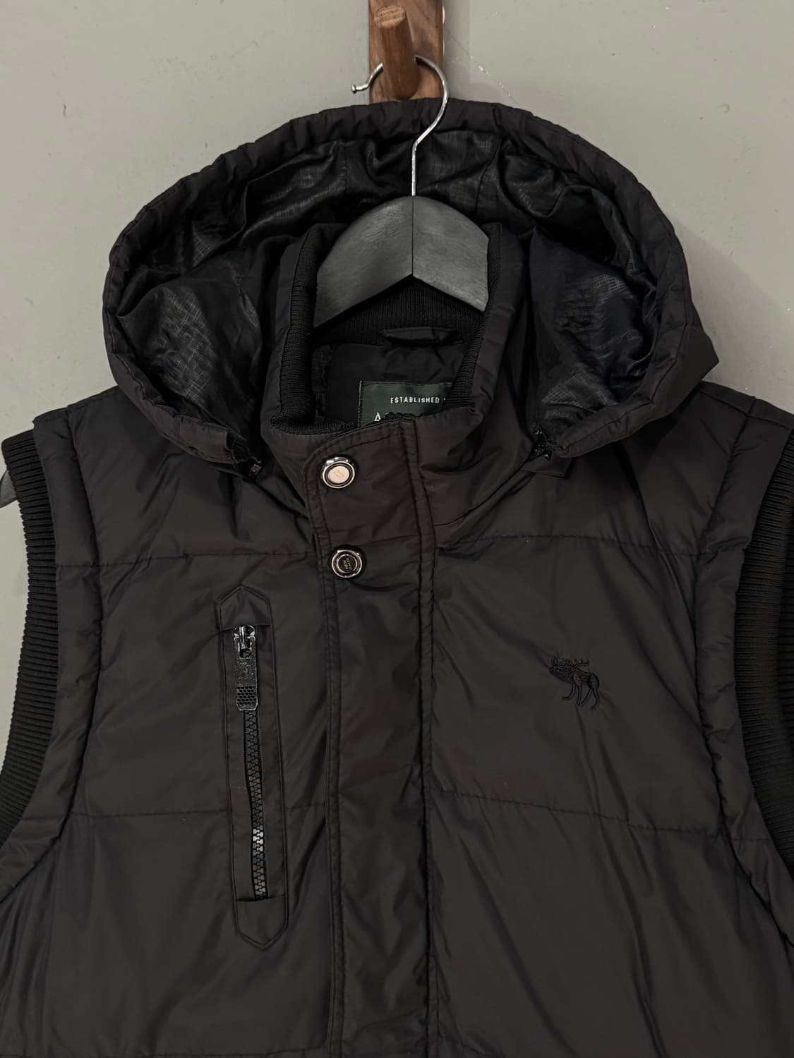 아베크롬비 블랙 후드 패딩조끼  상품이미지2