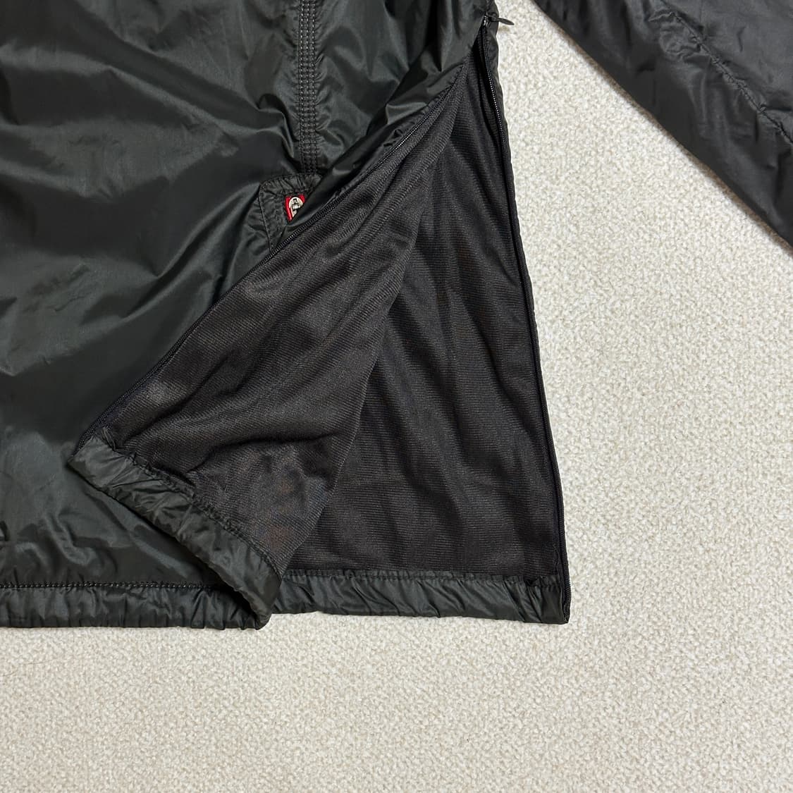 루이까스텔 방풍 반집업 상품이미지6