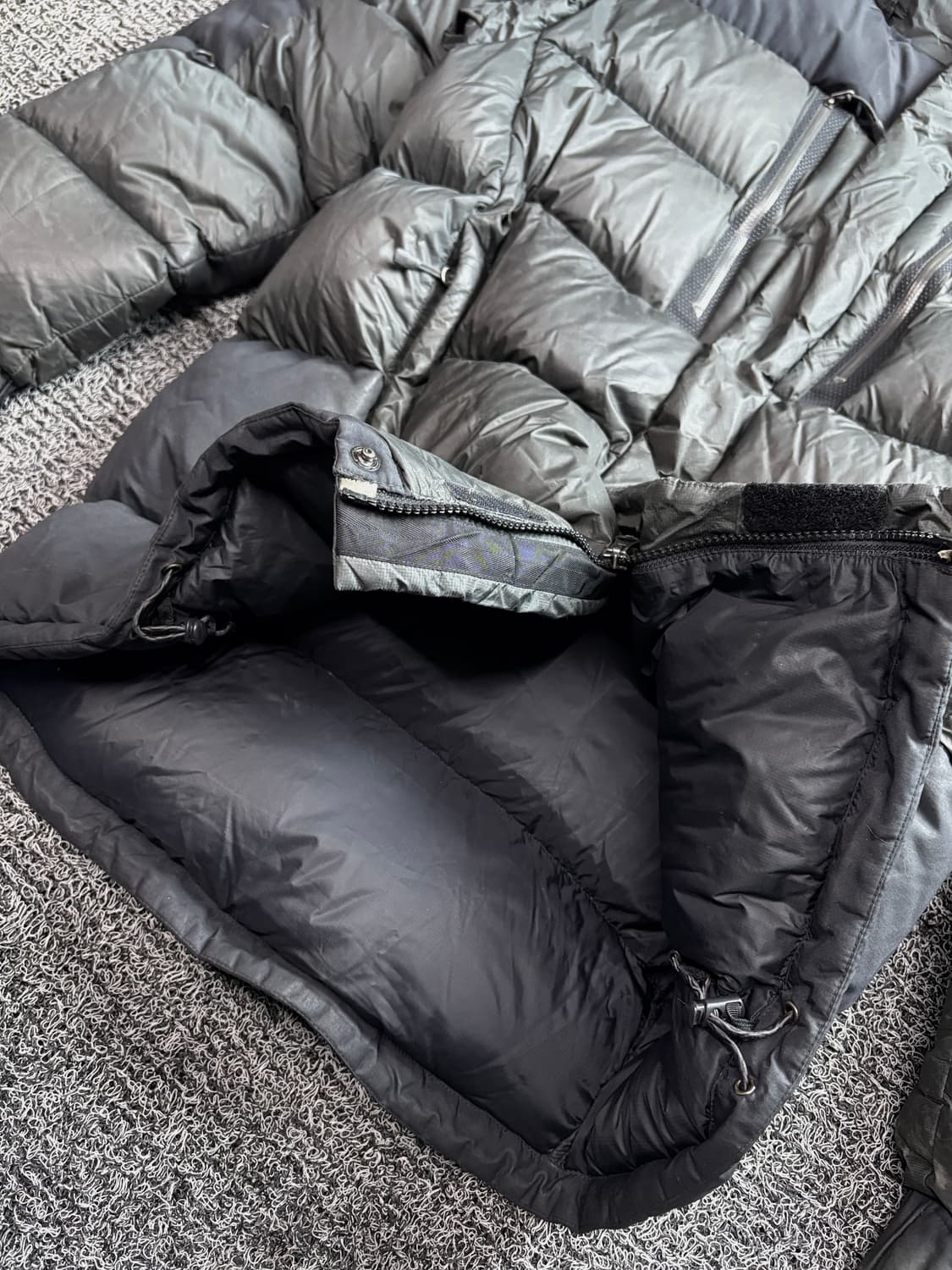 마운틴 하드웨어 OG 리드 캐스트 마운틴 다운 파카 2911 상품이미지3