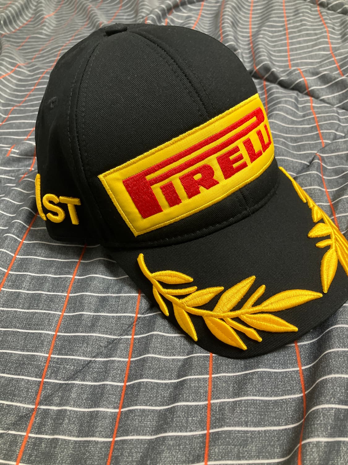 피렐리 포뮬러 원 포디움캡 상품이미지1