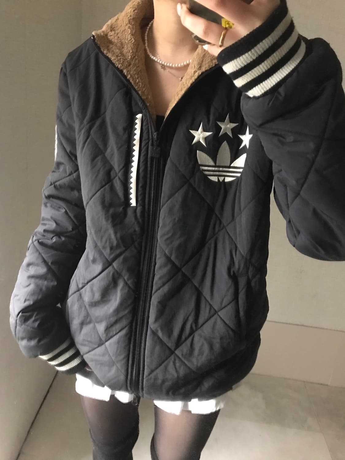 아디다스 블랙 투웨이 패딩 상품이미지1