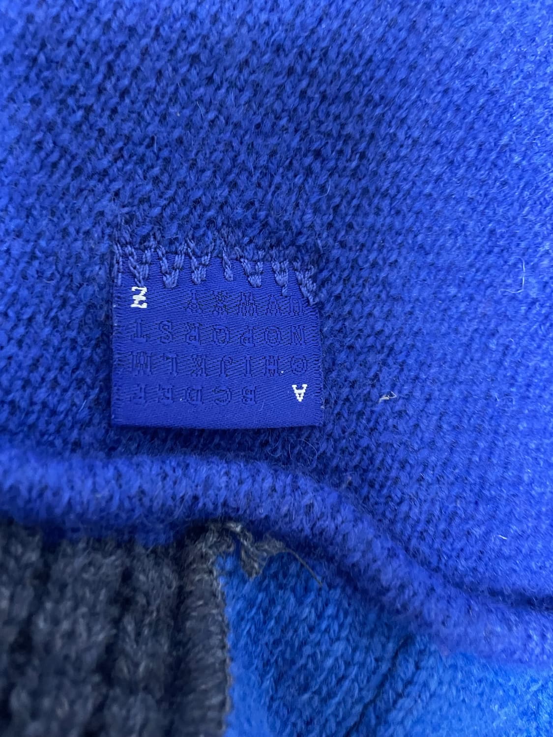 자라 x 아더에러 패치워크 오버사이즈 스웨터 블루 상품이미지4