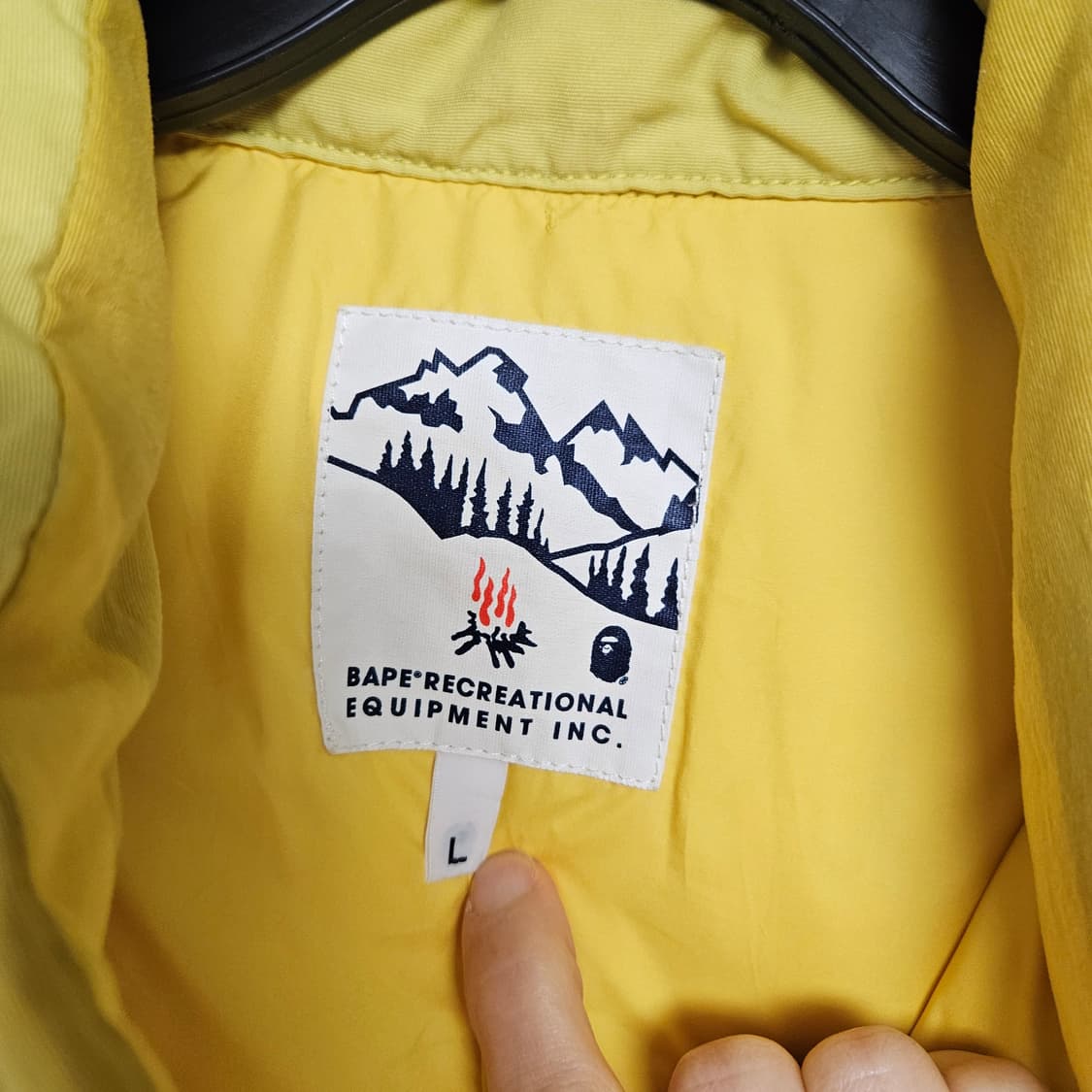 베이프 카모 덕다운 베스트 L 정품 상품이미지3