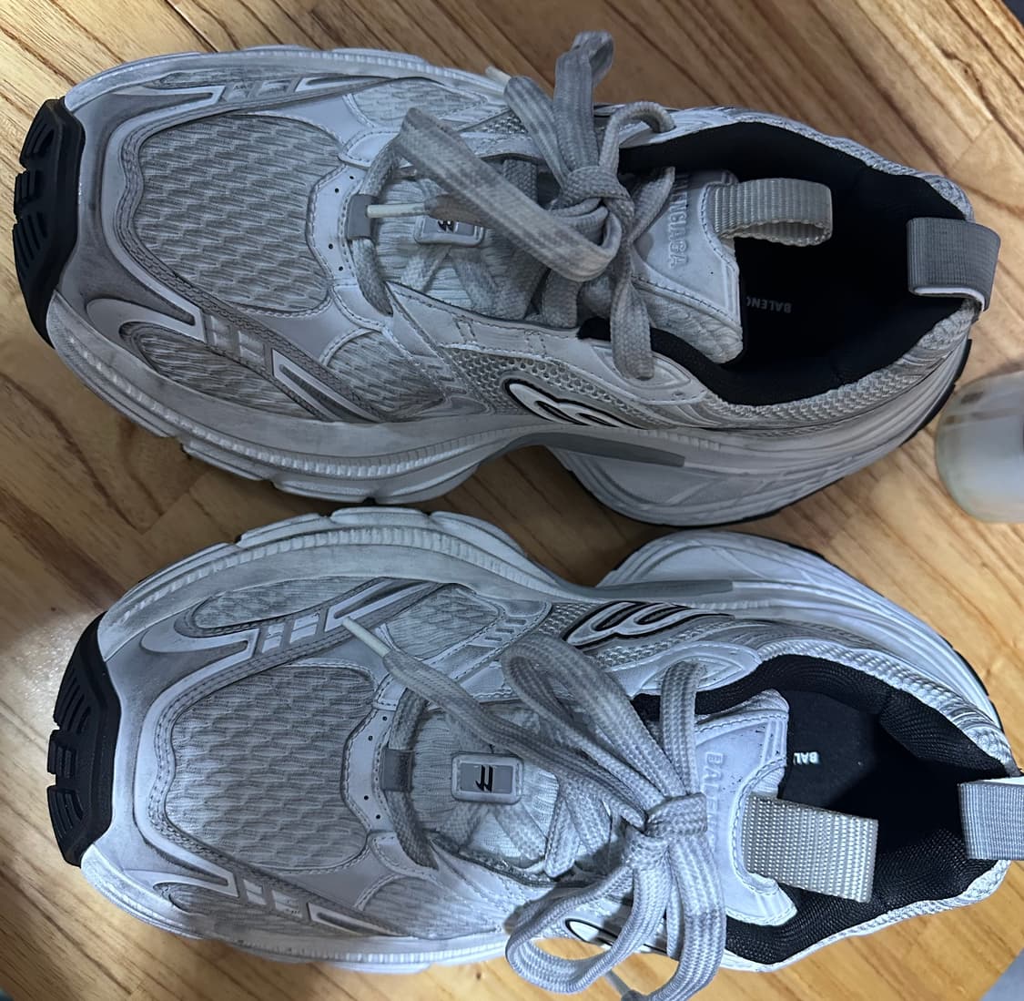 (39) 발렌시아가 10xl 새상품 상품이미지2