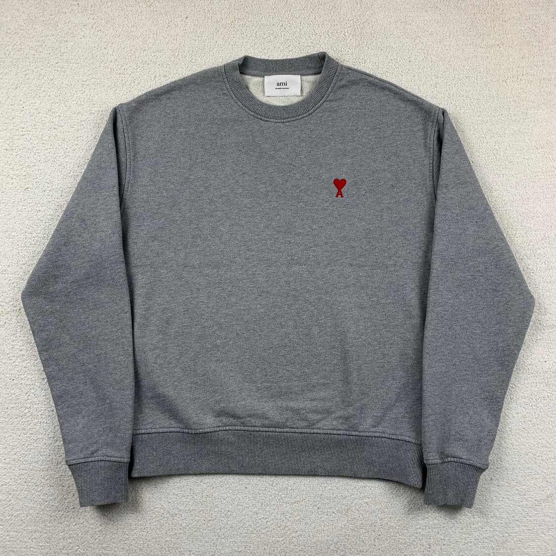 22SS 아미 스몰 하트 로고 크루넥 스웻셔츠 맨투맨 그레이 상품이미지1