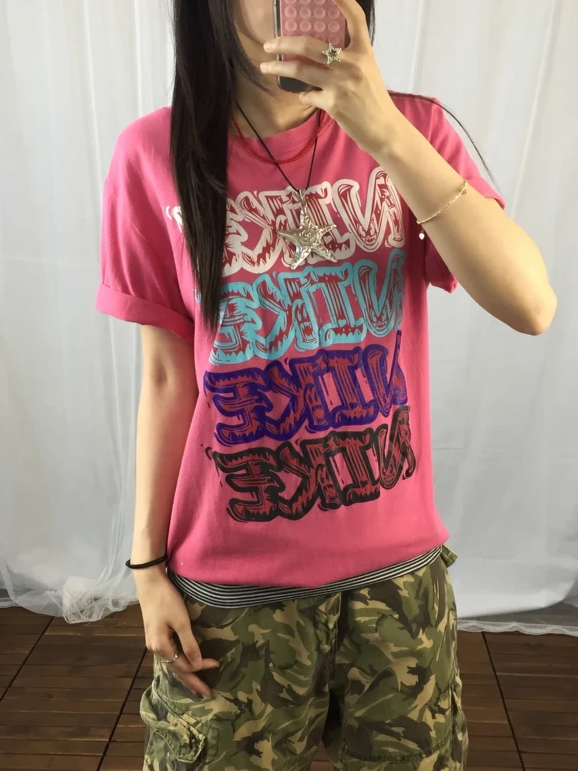 Nike Pink Logo Graphic Tee 상품이미지2