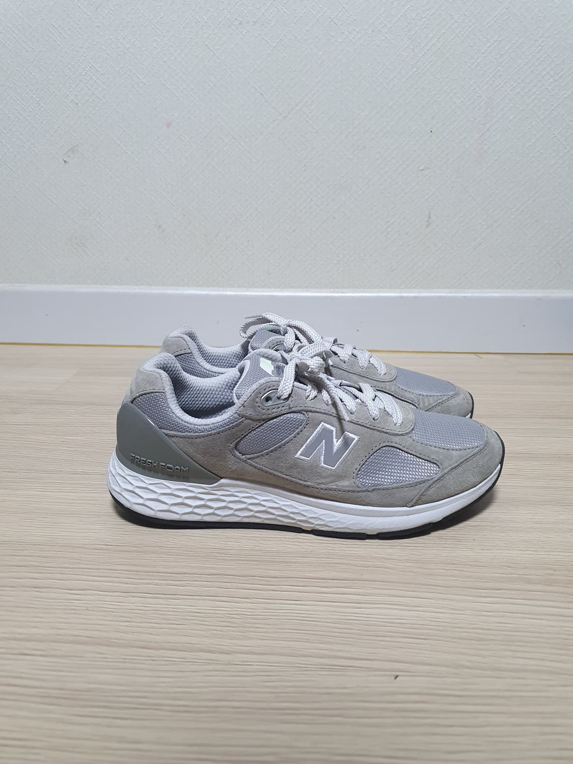 뉴발란스 1880 그레이 운동화 260 상품이미지1