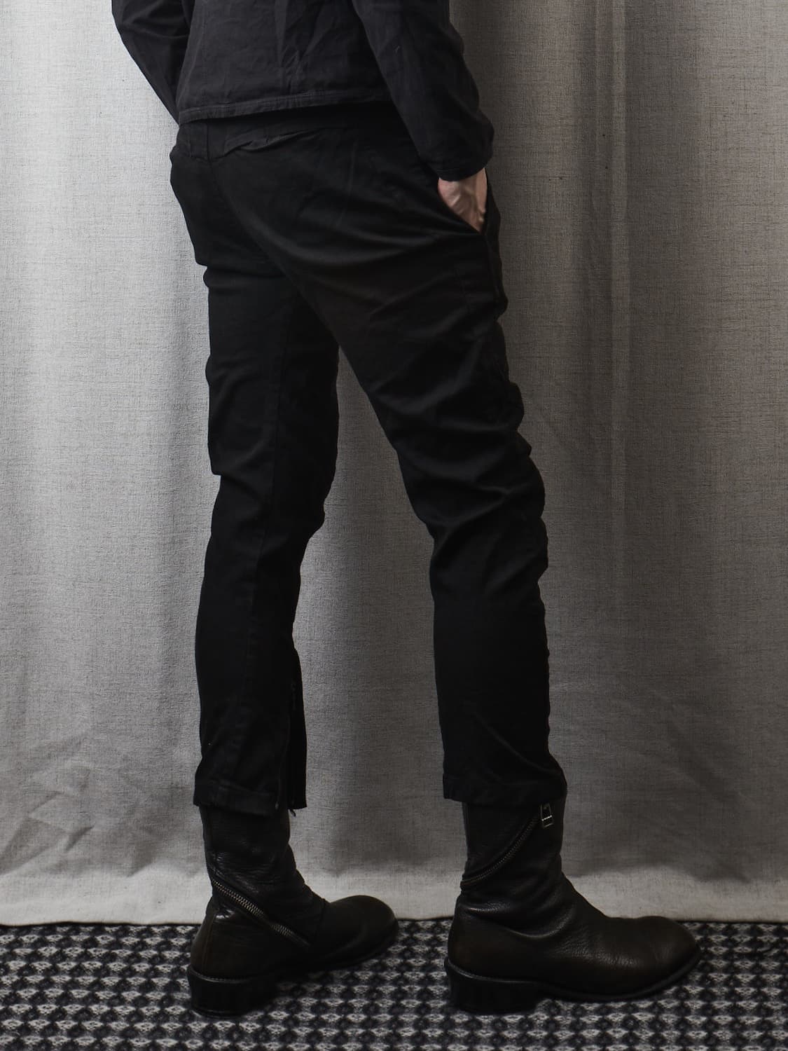 Julius 17ss 블랙 라이더 크롬 팬츠 상품이미지9