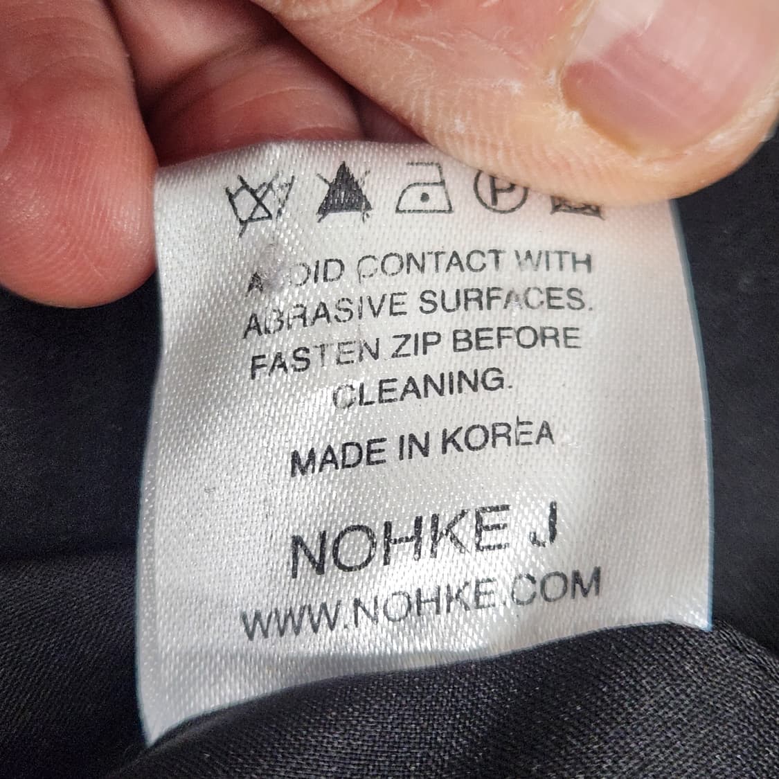 “아카이브를 입다 – NOHKE J 블랙 집업 드레스” 상품이미지8