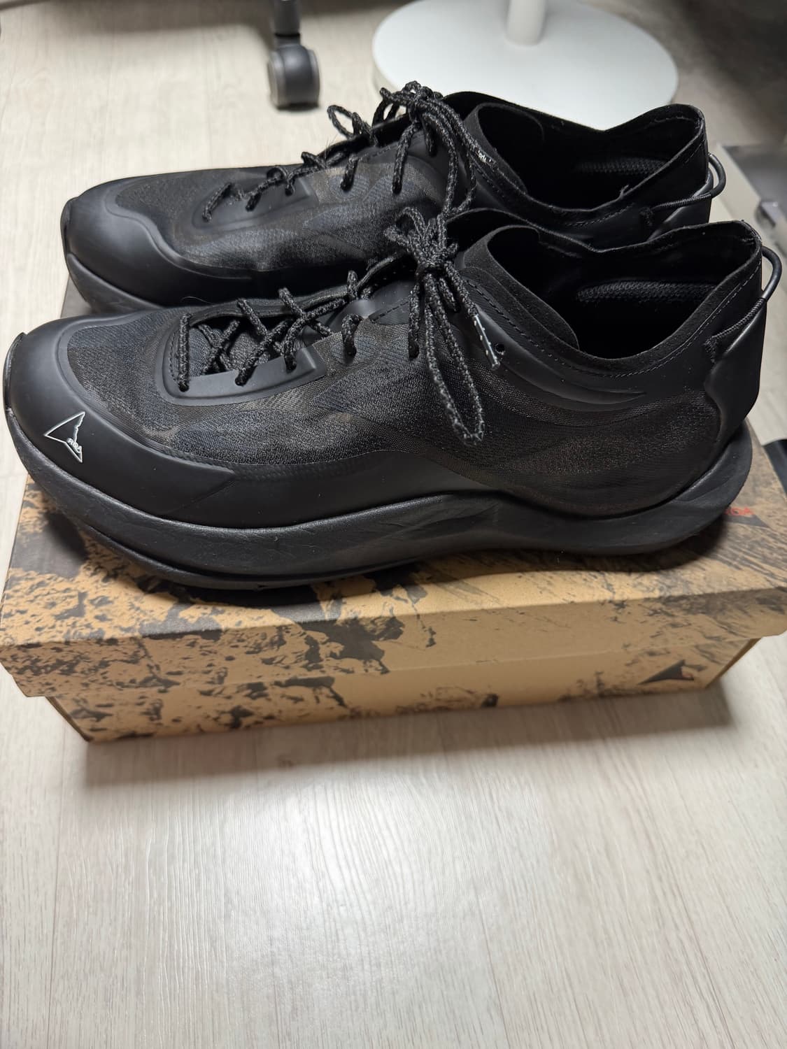 로아 셀라 블랙 EU44 상품이미지2