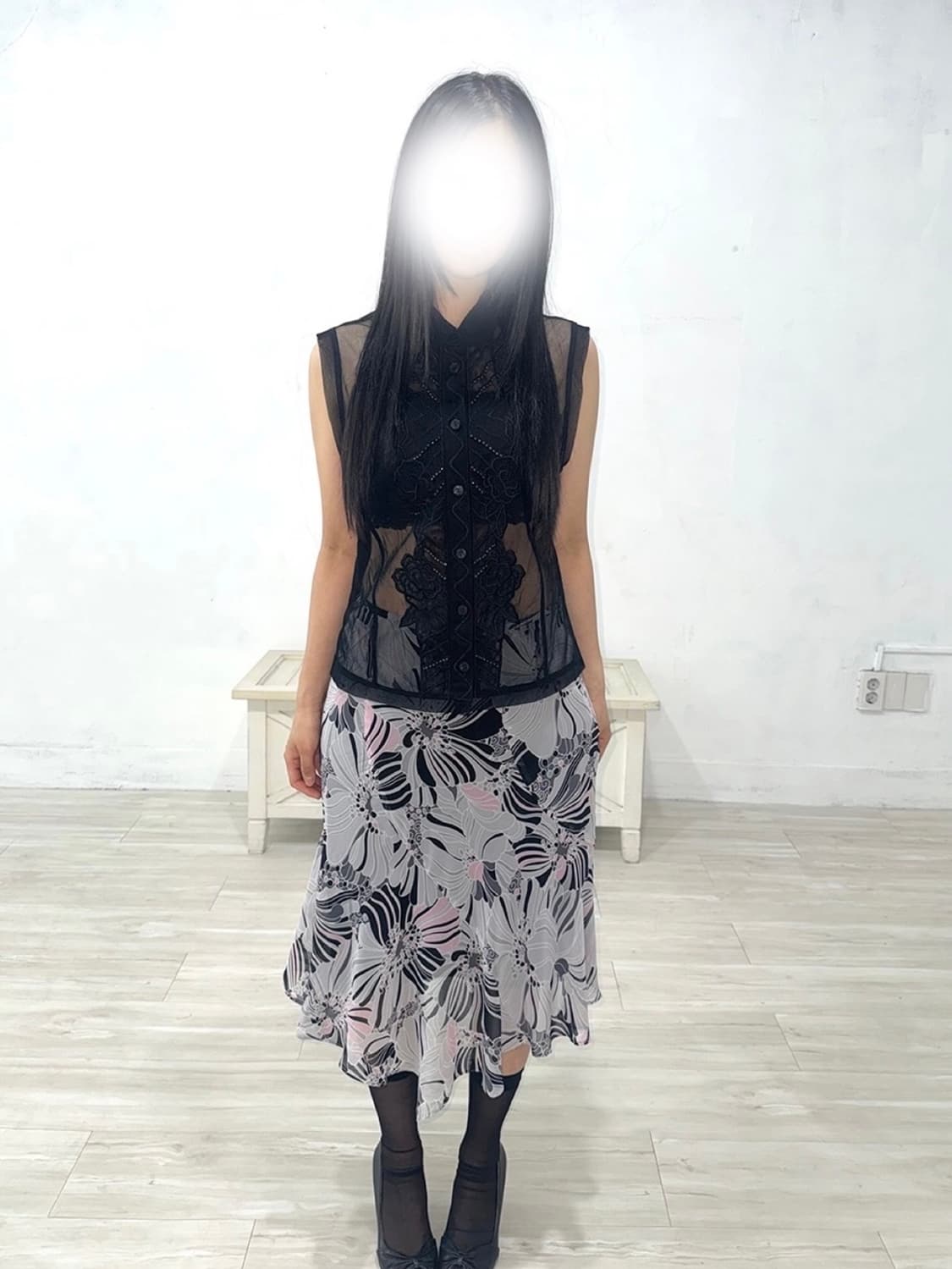 Black See-Through Mesh Sleeveless Shirt 상품이미지2